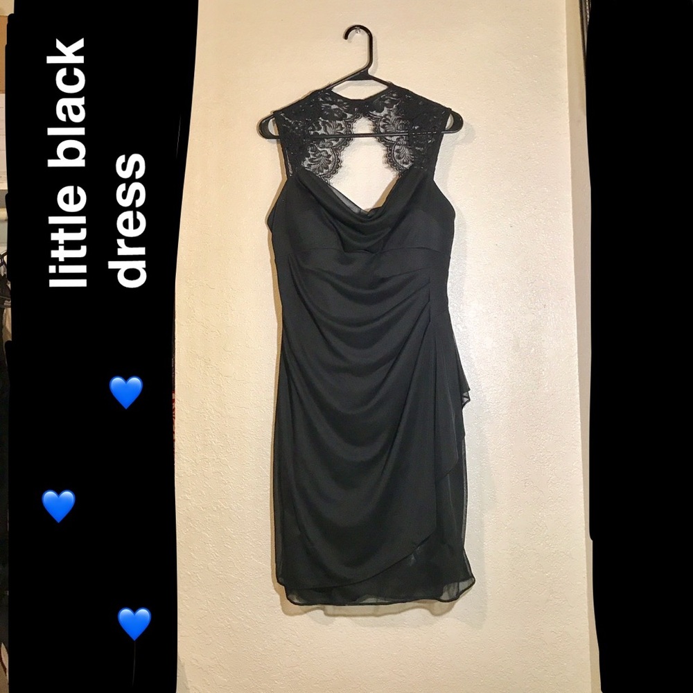 Vintage ruche dress fitted body lace shoulders